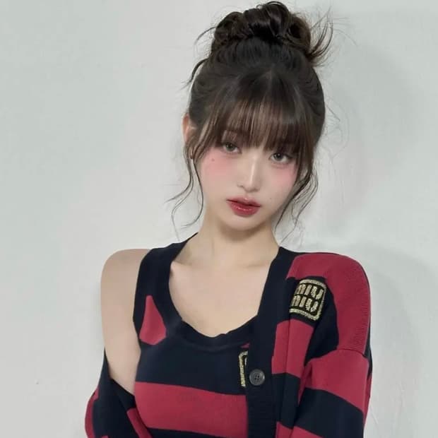 [크롭탑/장원영착용] 미우미우 스트라이프 니트 탑