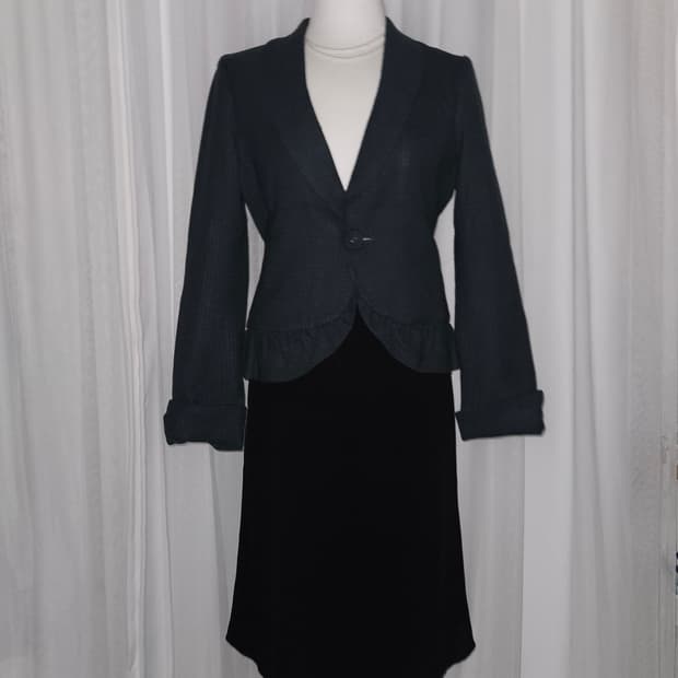 rope picnic 다크그린 러플 블레이저