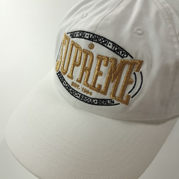 CK170 슈프림 미국판 23FW 웜업 화이트 볼캡 모자