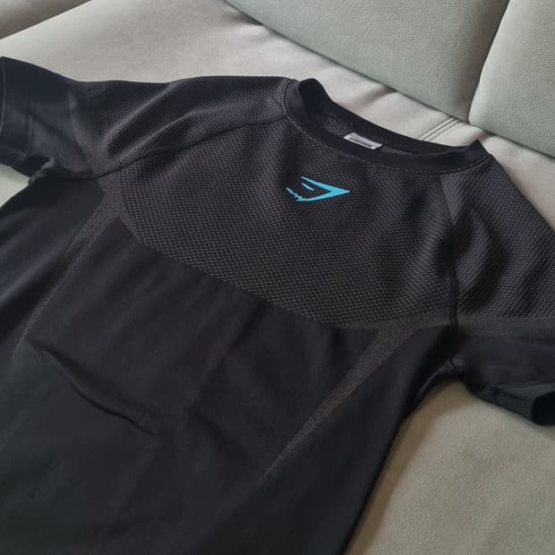 짐샤크 오닉스 gymshark onyx v5 블루 반팔 xs
