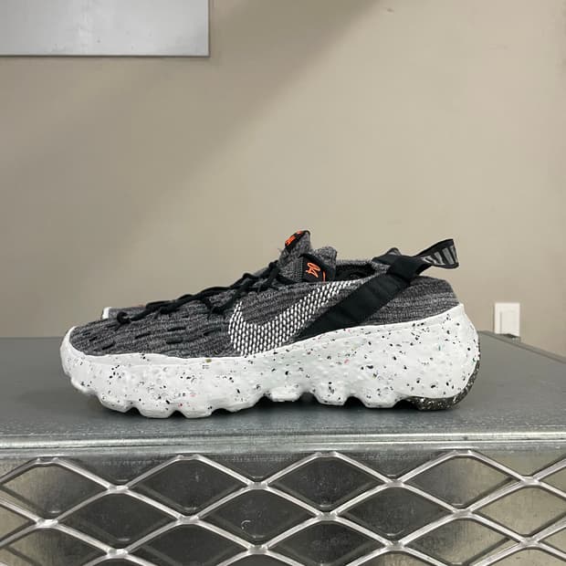 나이키 스페이스 히피 04 270 (gr-4009)