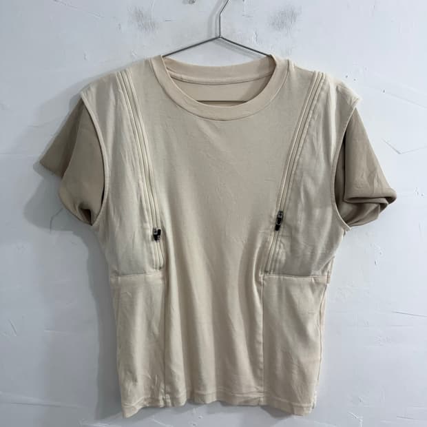 zipper detail top
