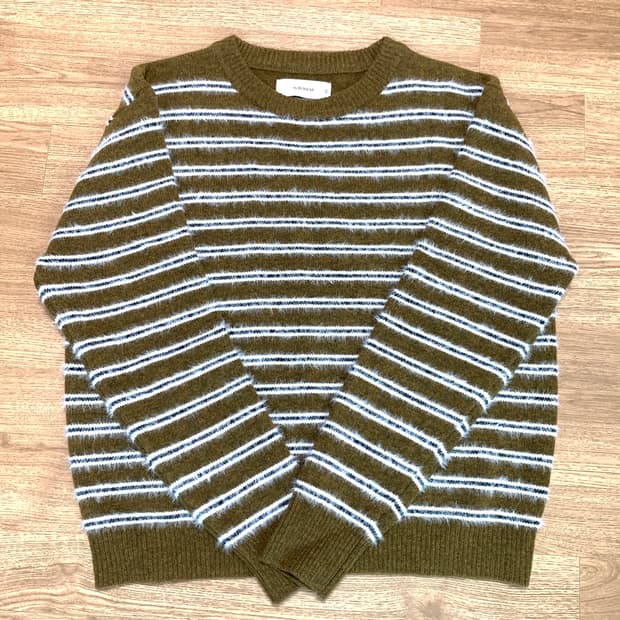 웨이비니스 헤어리 스트라이프 니트 1사이즈 카키브라운