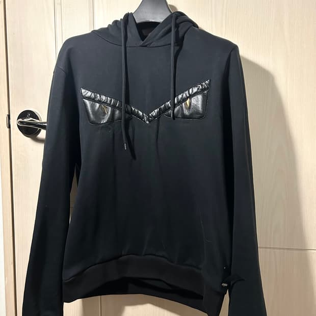 FENDI EYES HOODIE BLACK