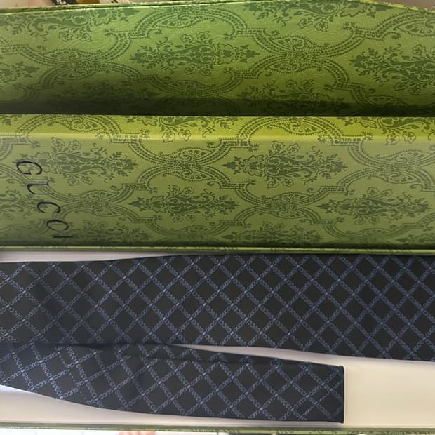 구찌 블랙 GG 로고 패턴 실크 넥타이 정품