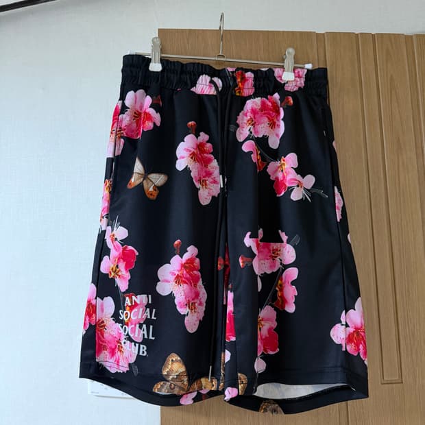 안티소셜소셜클럽 반바지 S (새상품)