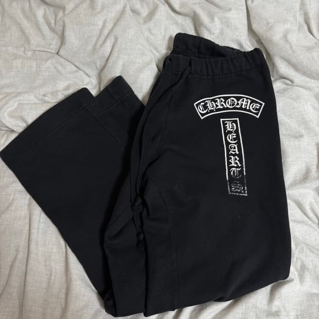 크롬하츠 chrome Hearts M