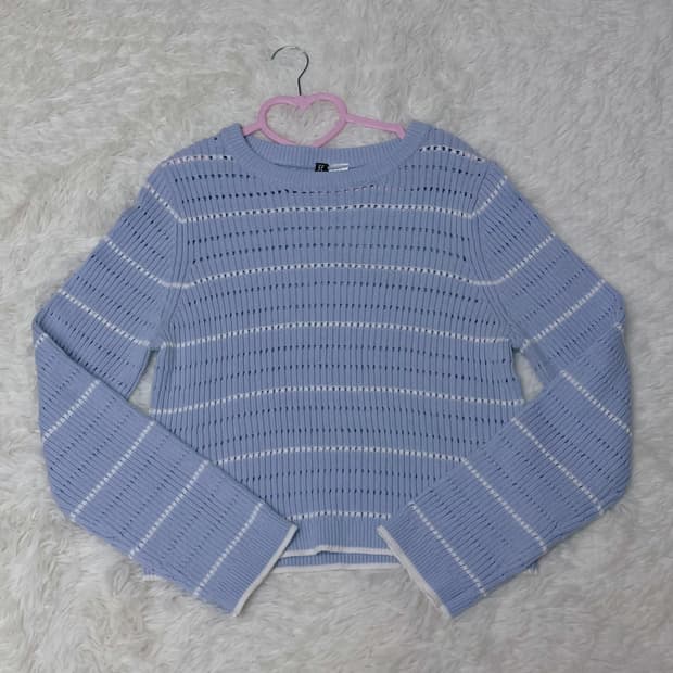 H&M 하늘하늘 니트