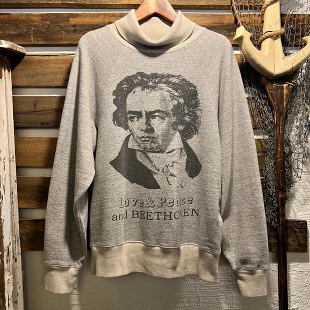 [M]캐피탈 재팬메이드 Love & Peace and 베토벤 스웻셔츠
