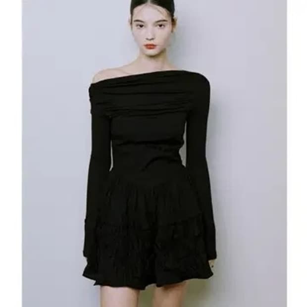 낫유어로즈 릴리 원피스 (카리나 착용)