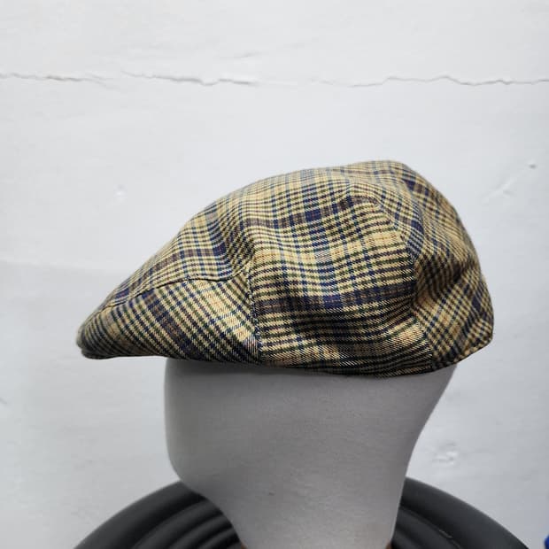 닥스 빈티지 체크무늬 헌팅캡