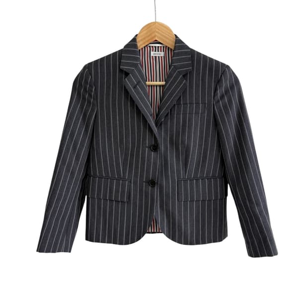 톰브라운 핀스트라이프 블레이저