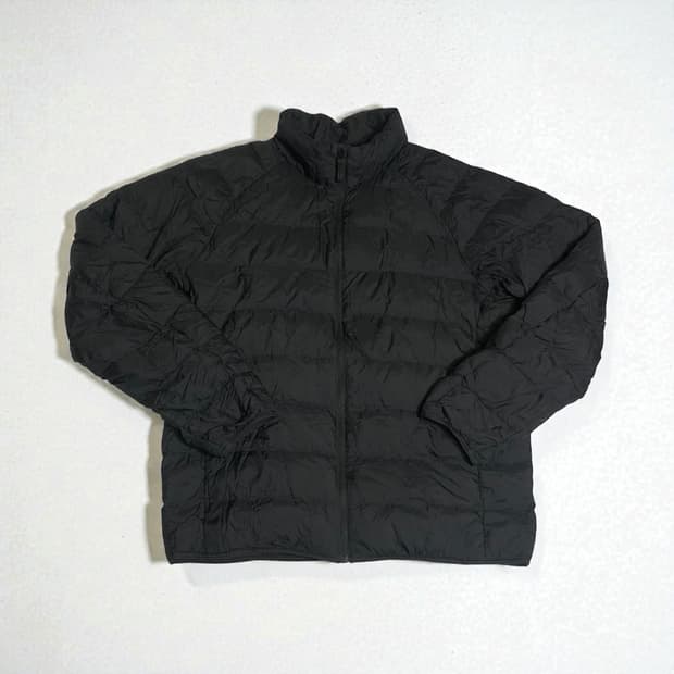 유니클로 울트라라이트다운 경량패딩 L