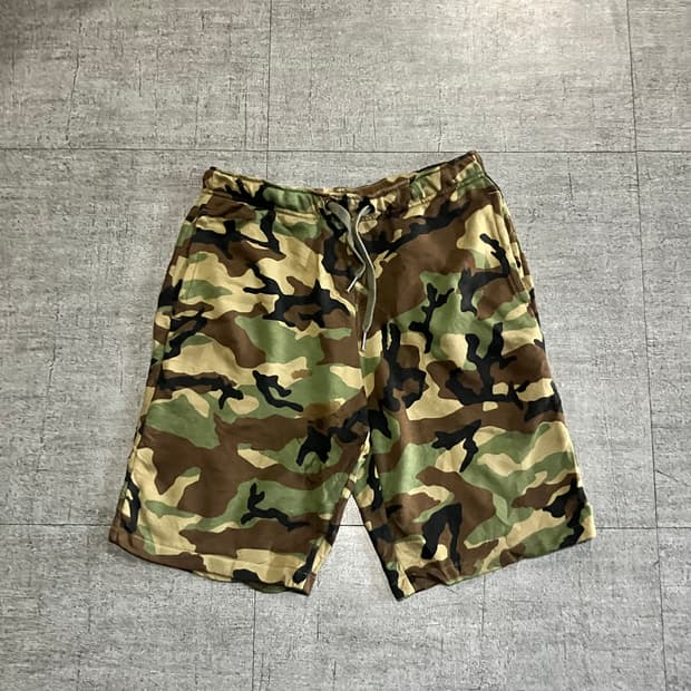 Gu 구 올드스쿨스트릿 밀리터리 카모 하프팬츠 반바지