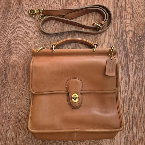 Old coach willis 코치 윌리스 British tan 레더백