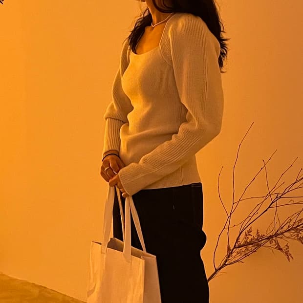 Cos 코스 퍼프 슬리브 니티드 탑