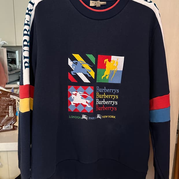 버버리 컬러블록 맨투맨 XL