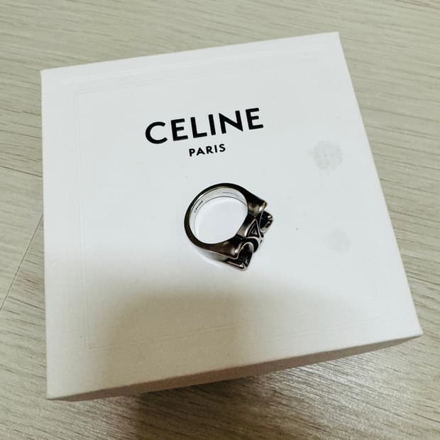 셀린느 청키 트리옹프 반지 58호