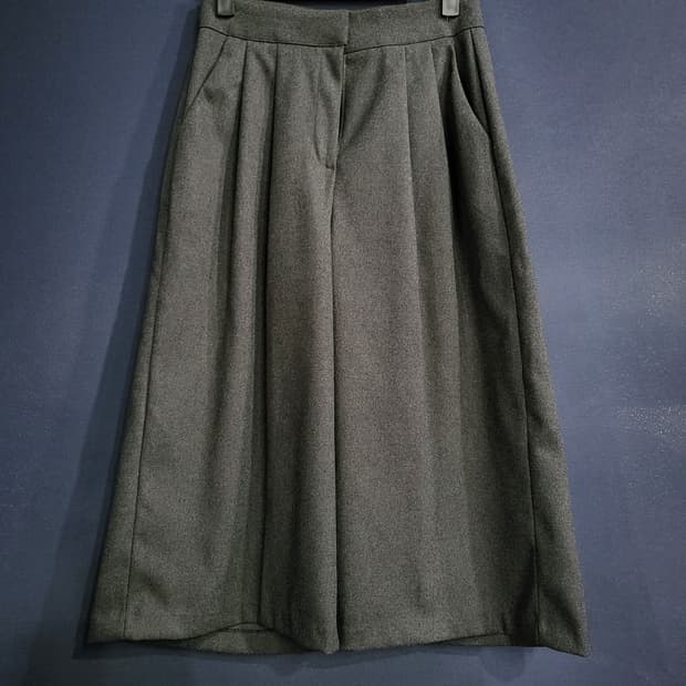 모노폴리 핀터  와이드 큐롯 팬츠(새상품)