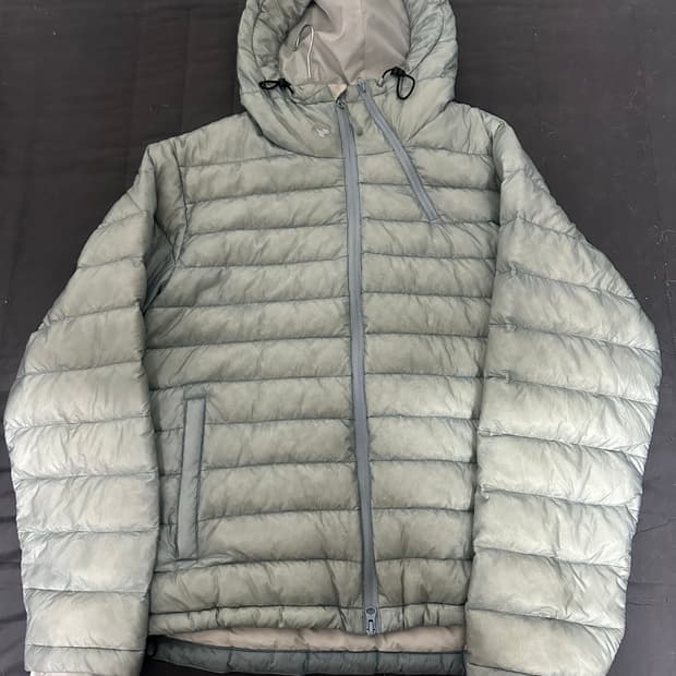 산산기어 23fw 서픽스 1사이즈 팝니다