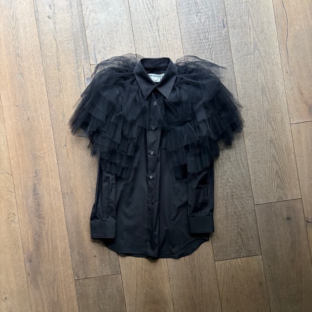 Layer Volume Tulle Blouse