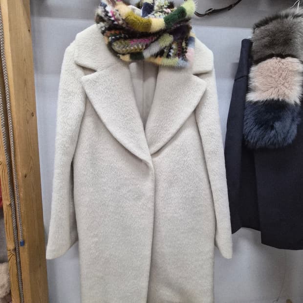 지고트 알파카 아이보리코트