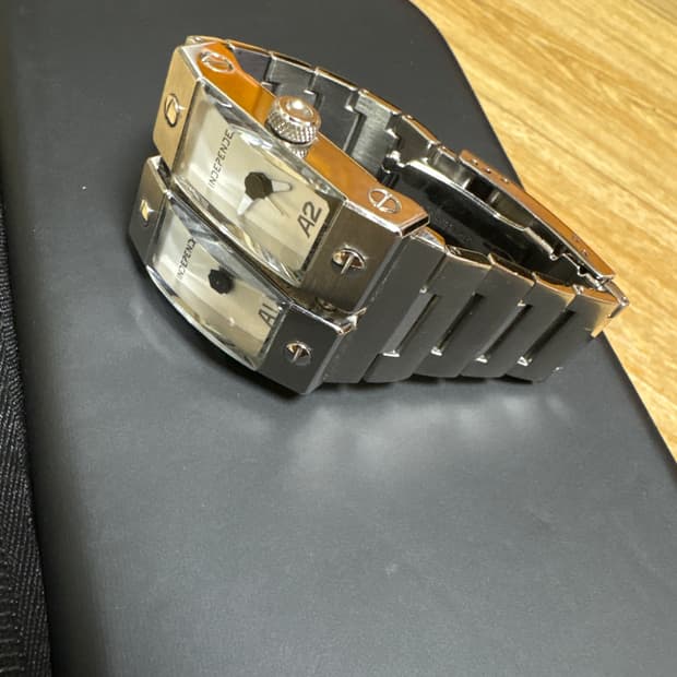 시티즌 인디펜던트 시계