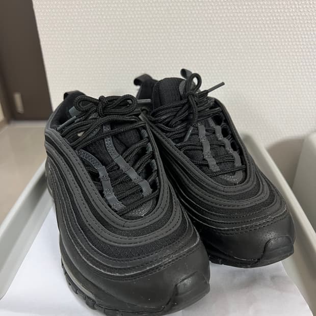 나이키 에어맥스 97 올블랙 235