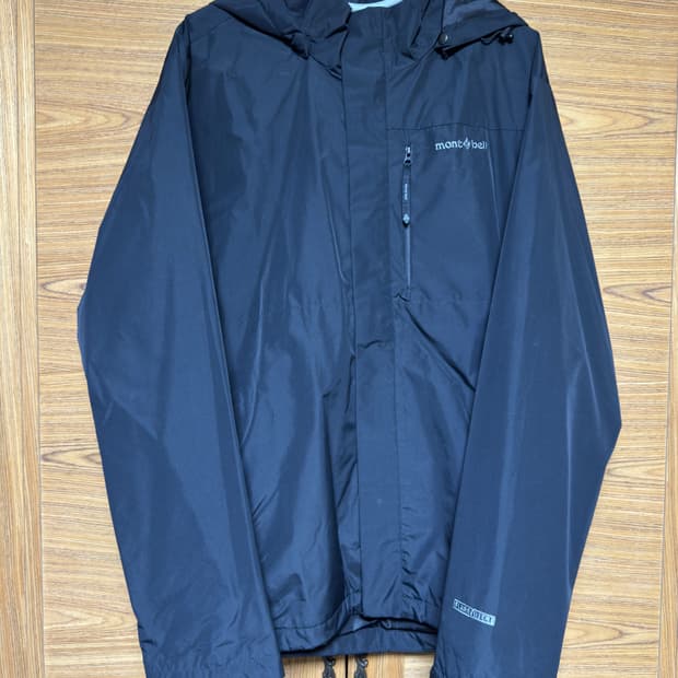 몽벨 바람막이