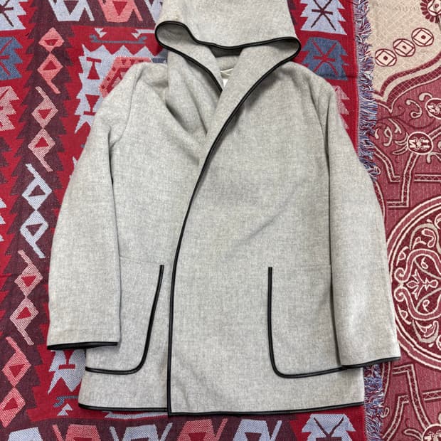 헬무트랭 18aw 판초 후드 코트 