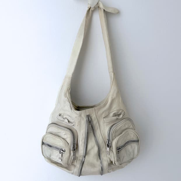 알렉산더왕 도나 호보백 화이트