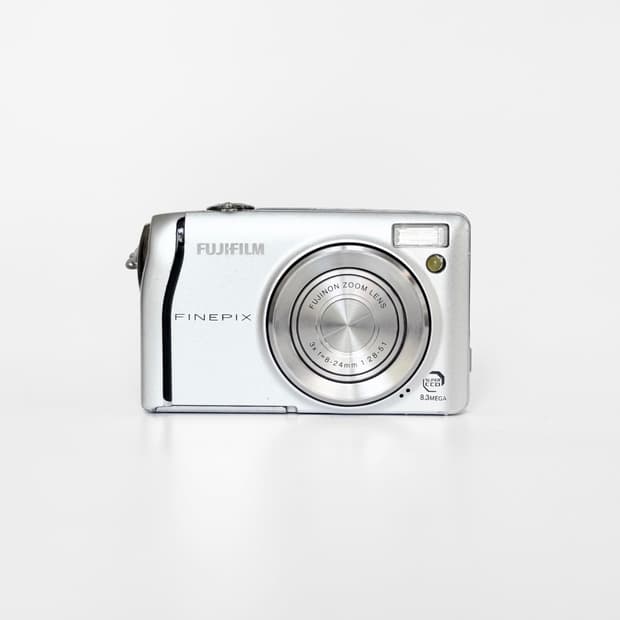 후지필름 파인픽스 F40fd