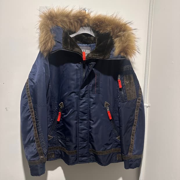 버커루 퍼 후드 패딩