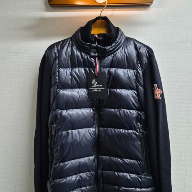 새제품 XXL) 몽클레어 그레노블 니트패딩 팝니다