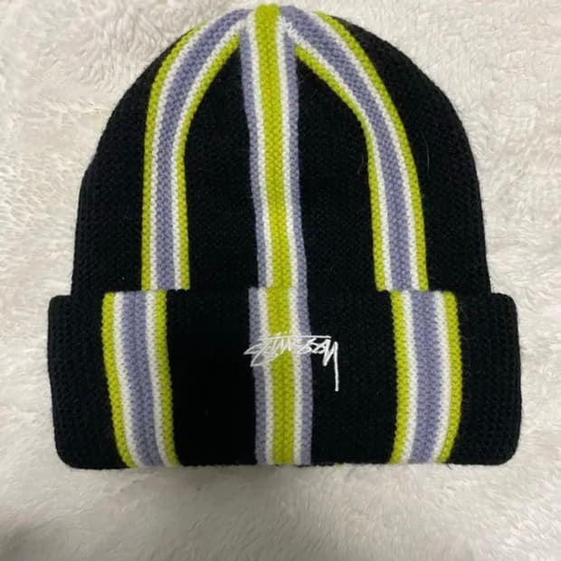 스투시 버티컬 스트라이프 비니 OS