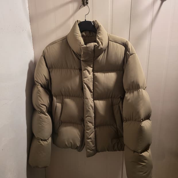 무신사스탠다드 구스 푸퍼 패딩