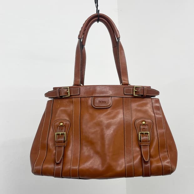 BCBG y2k 레더 버클 숄더백🤎