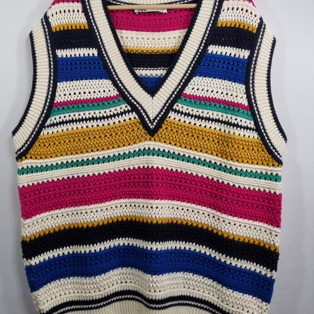 오버핏 M ) ZARA 자라 멀티컬러 브이넥 니트 베스트