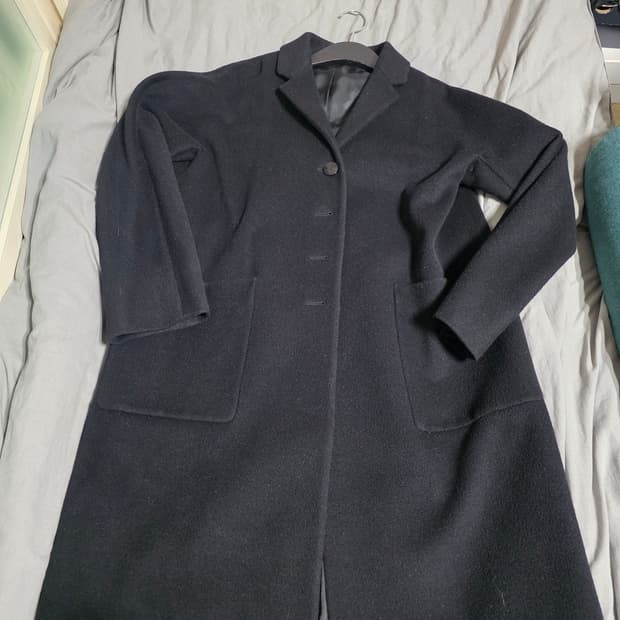 DKNY 울 코트 샘플