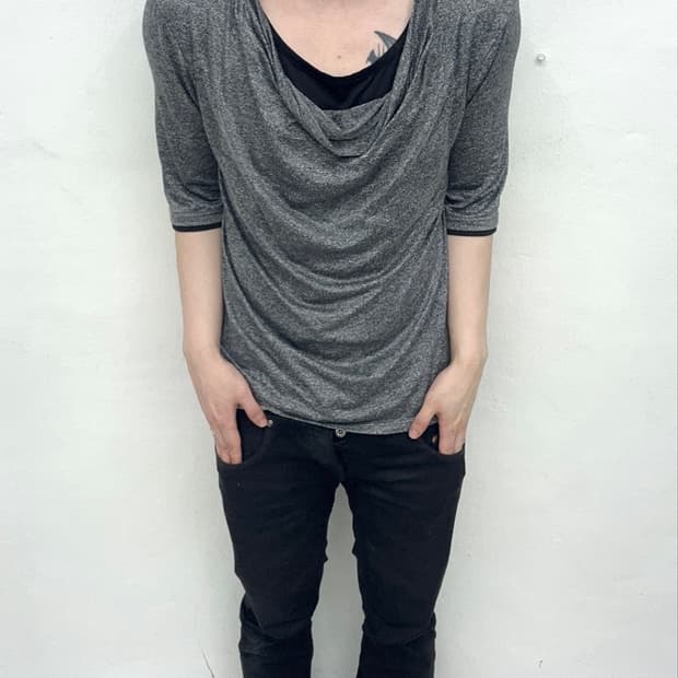 Semantic design drape short sleeve