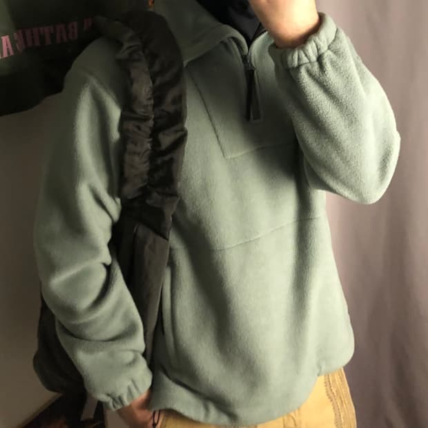 요크 플리스 쿼터집업