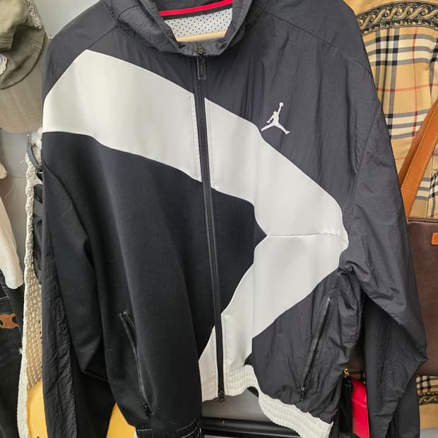 나이키 에어조던 범고래 바람막이 자켓 M