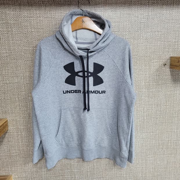 95사이즈 언더아머 후드티