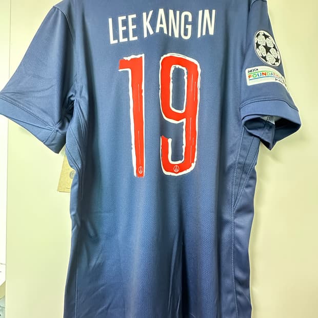 24-25 파리생제르맹(PSG) 홈 유니폼 No.19 이강인 M(100)