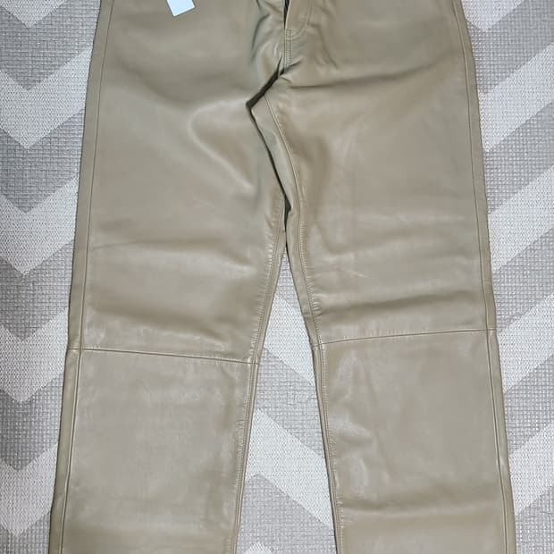 [ 31 ] 선플라워 레더 팬츠 베이지