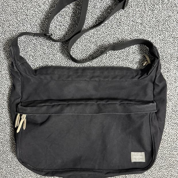 요시다포터 비트 숄더백 크로스백