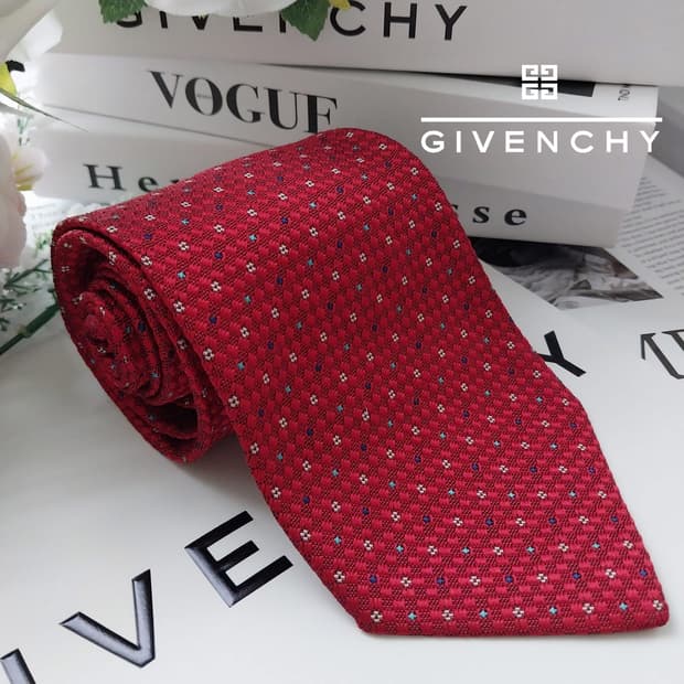 모스키노 실크 옐로 이니셜 자카드 넥타이 8.2cm A+등급 A18858