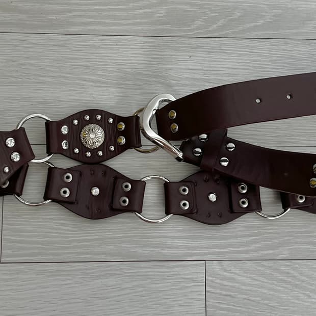 자라 웨스턴 벨트