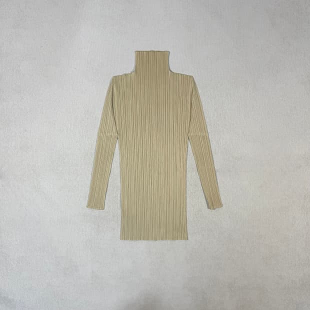 Pleated Ivory Top