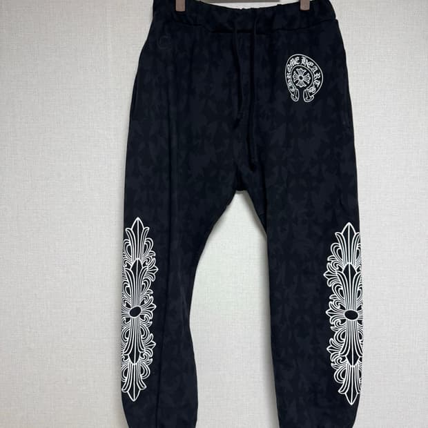 크롬하츠 세메터리 스웻팬츠 M사이즈